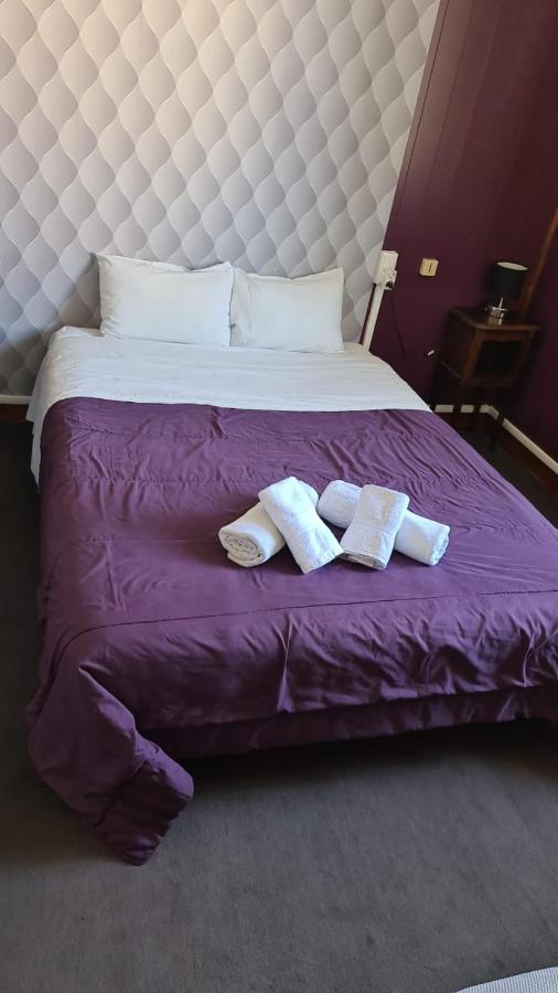 Hotel Restaurant Le Picardie Chauny Kültér fotó